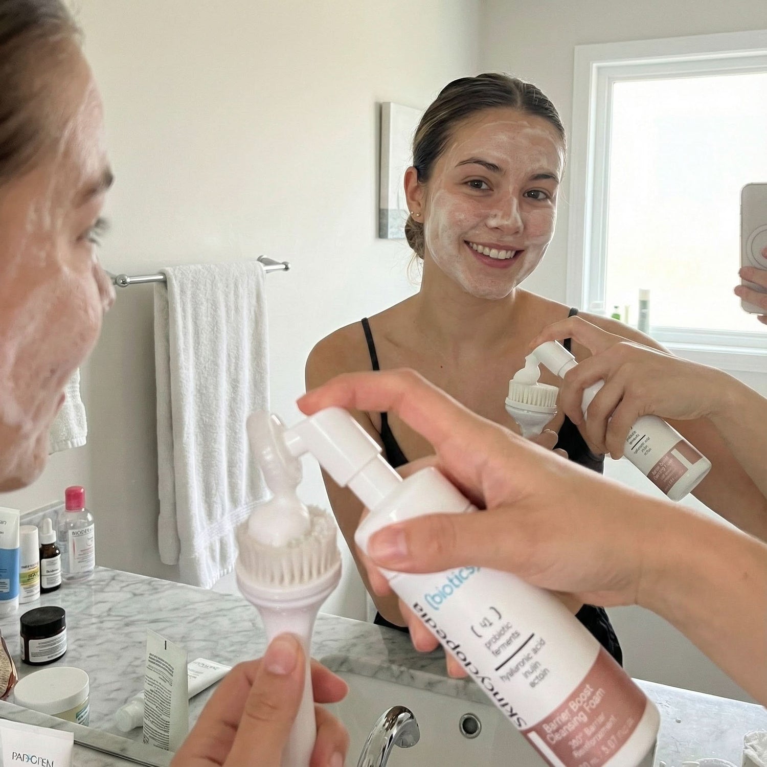 BIOTICS почистваща пяна, укрепваща кожната бариера 150ml