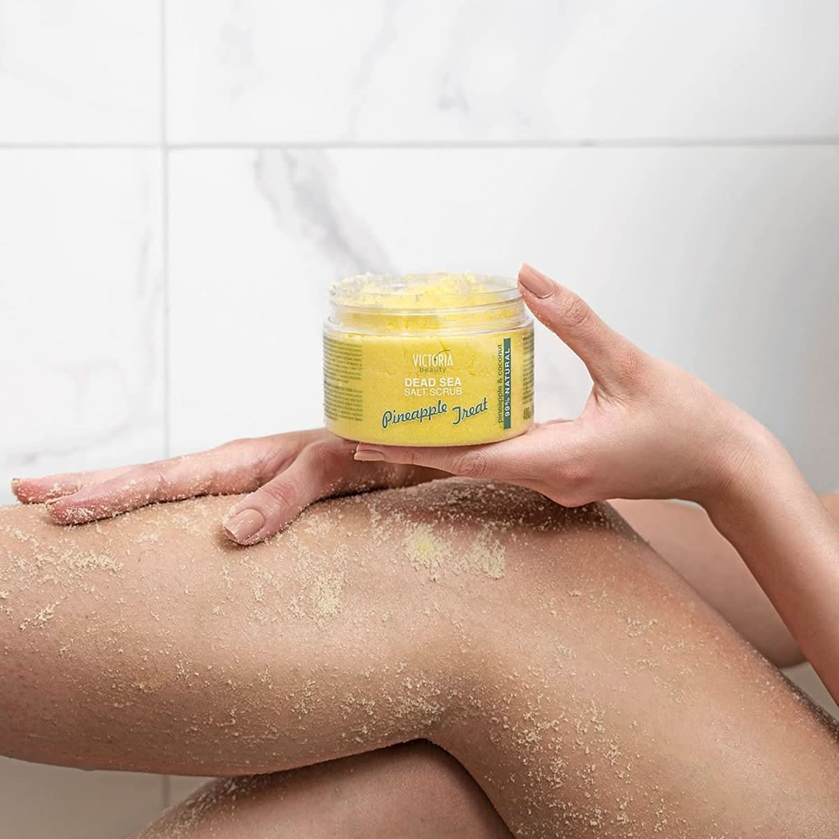 Dead Sea Pineapple Treat скраб за лице и тяло с ананас 400g - CAMCO Ltd.